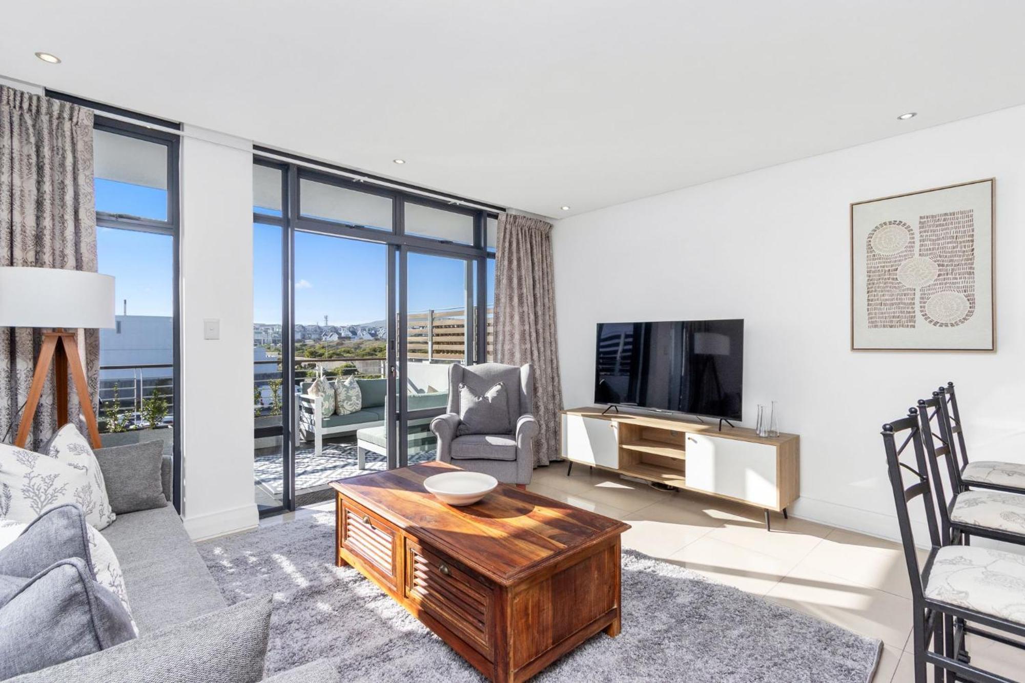 Apartment Eden On The Bay 174b By Host Agents *